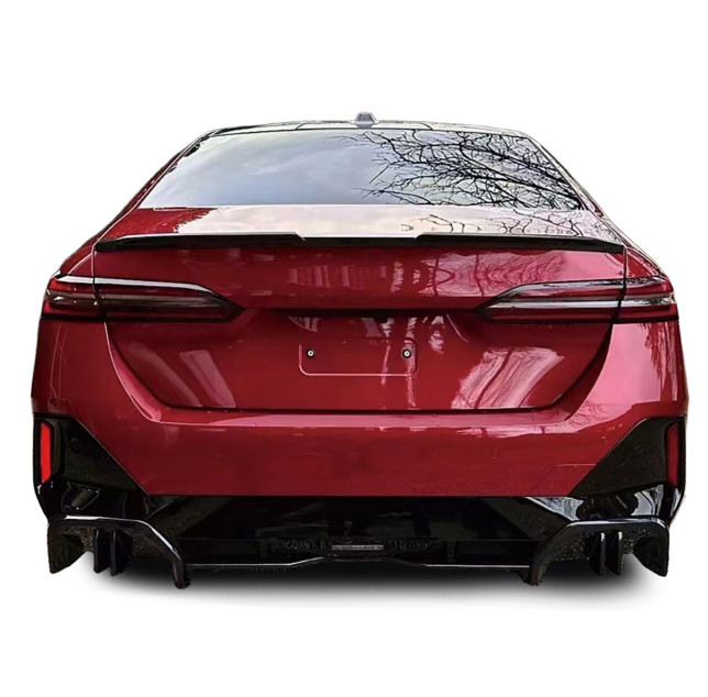 Heckdiffusor BMW 5er G60 G61 i5 Schwarz Glanz Heckdiffusor BMW 5er G60 G61 i5 Schwarz Glanz