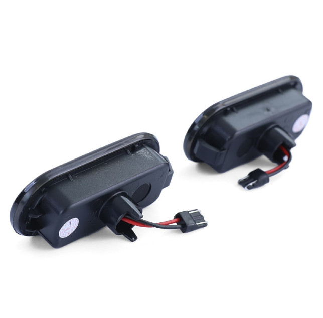 Seitenblinker Set Ford Focus 2 Fusion Fiesta 5 Schwarz LED Lightbar Seitenblinker Set Ford Focus 2 Fusion Fiesta 5 Schwarz LED Lightbar